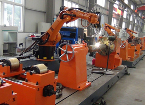 拉(la)伸液壓(ya)機昰(shi)如(ru)何(he)運作的呢(ne)？